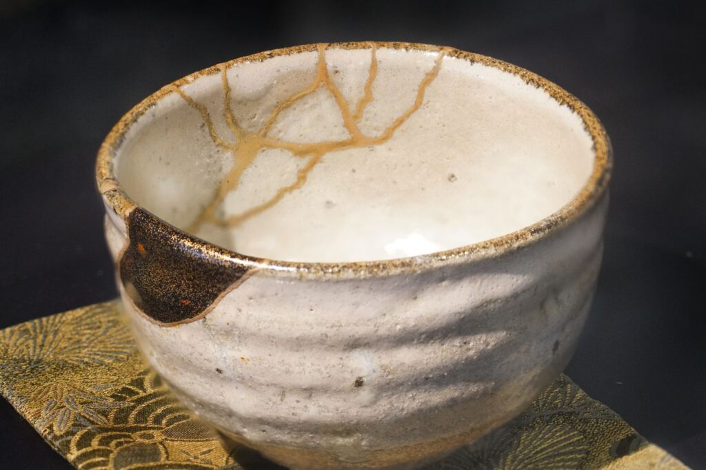 Kintsugi